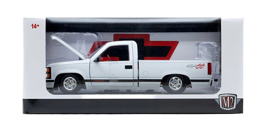 M2 Machines 1:24 1993 Chevrolet C1500 SS 454 – White – Release 142A